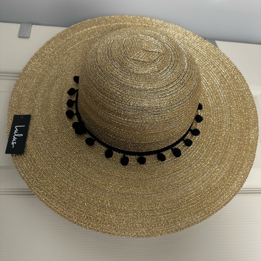 Lulus: Gold and black tassel hat- women’s one size